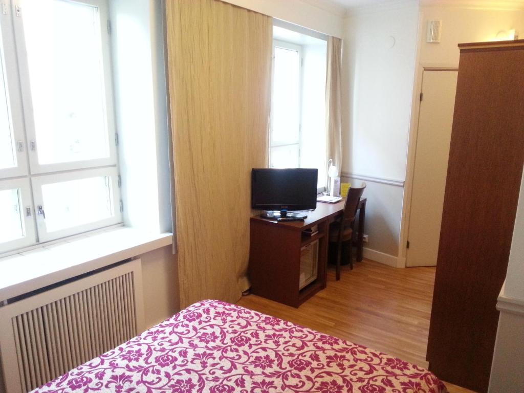 Superior Single Room