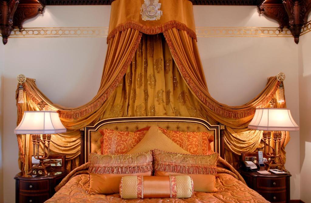 Quarto com 2 Camas de Solteiro Palace