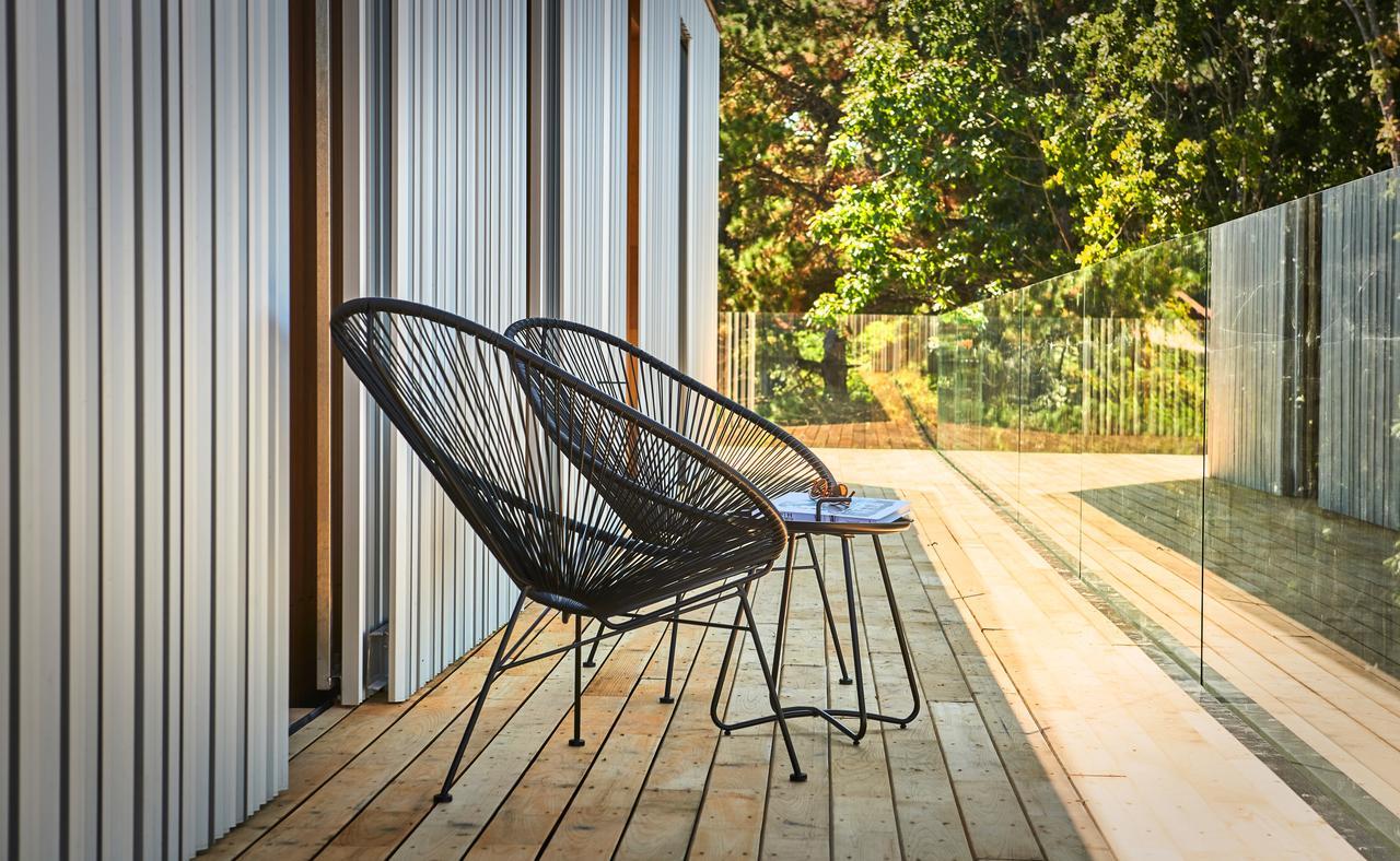 Studio Terrace,627984240:JPEG