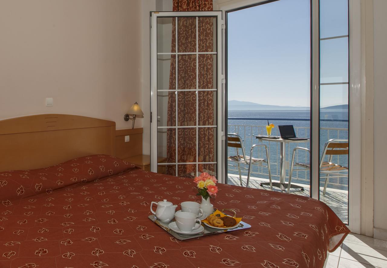 Chambre Double ou Lits Jumeaux - Vue sur Mer
