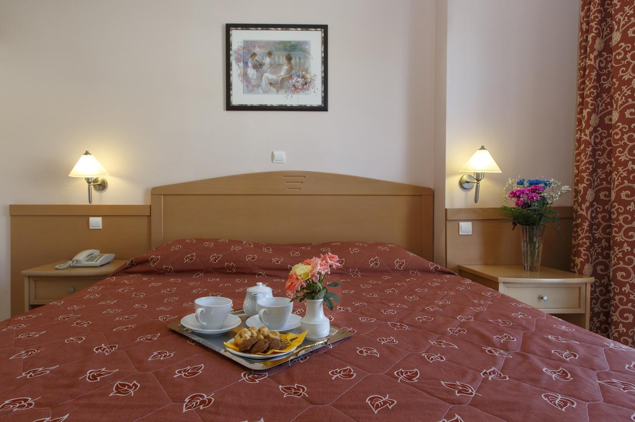 Chambre Triple - Vue sur Ville