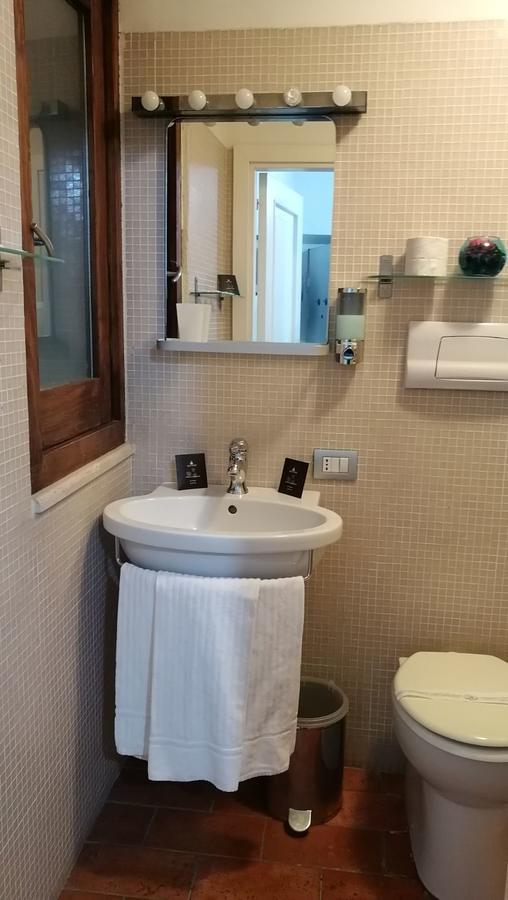 Quarto Triplo com Chuveiro