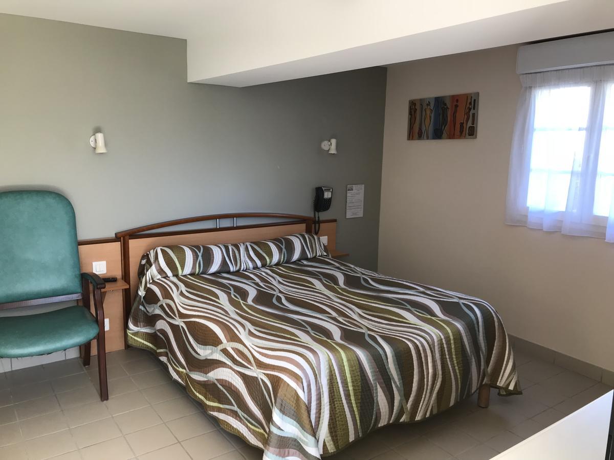 Chambre Double - Accessible aux Personnes à Mobilité Réduite