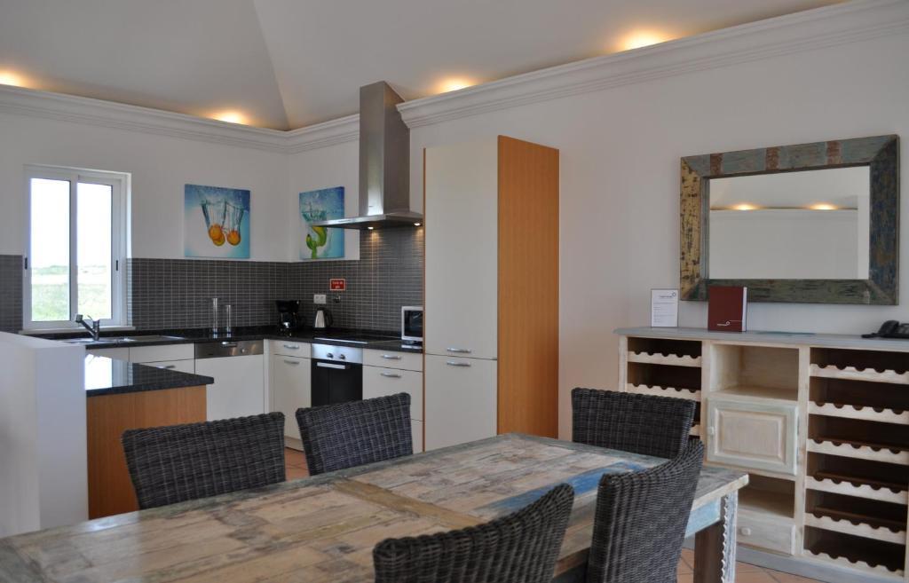 Villa com 2 Quartos
