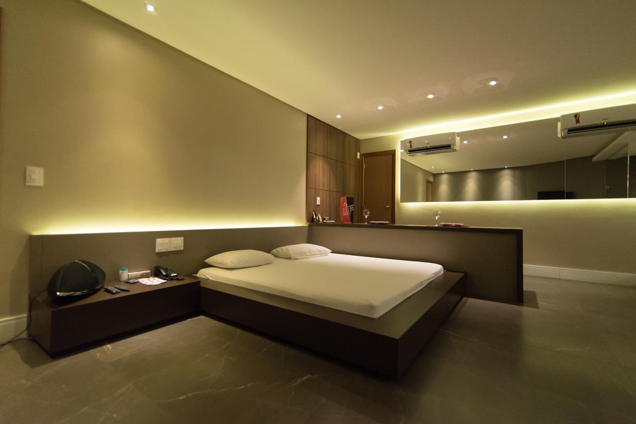 Suite Spa Bath,639141729:JPEG