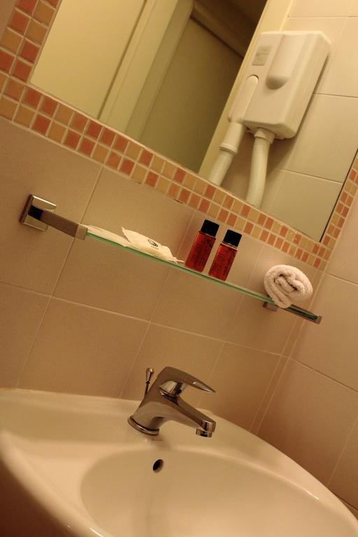 Habitación Doble Económica - 1 o 2 camas