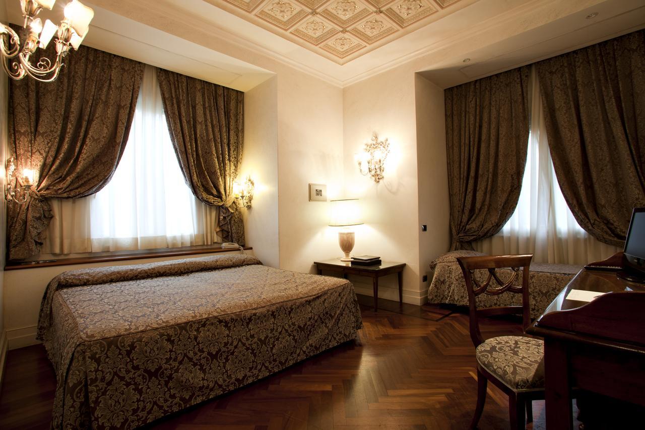 Classic Triple Room,781040760:JPEG