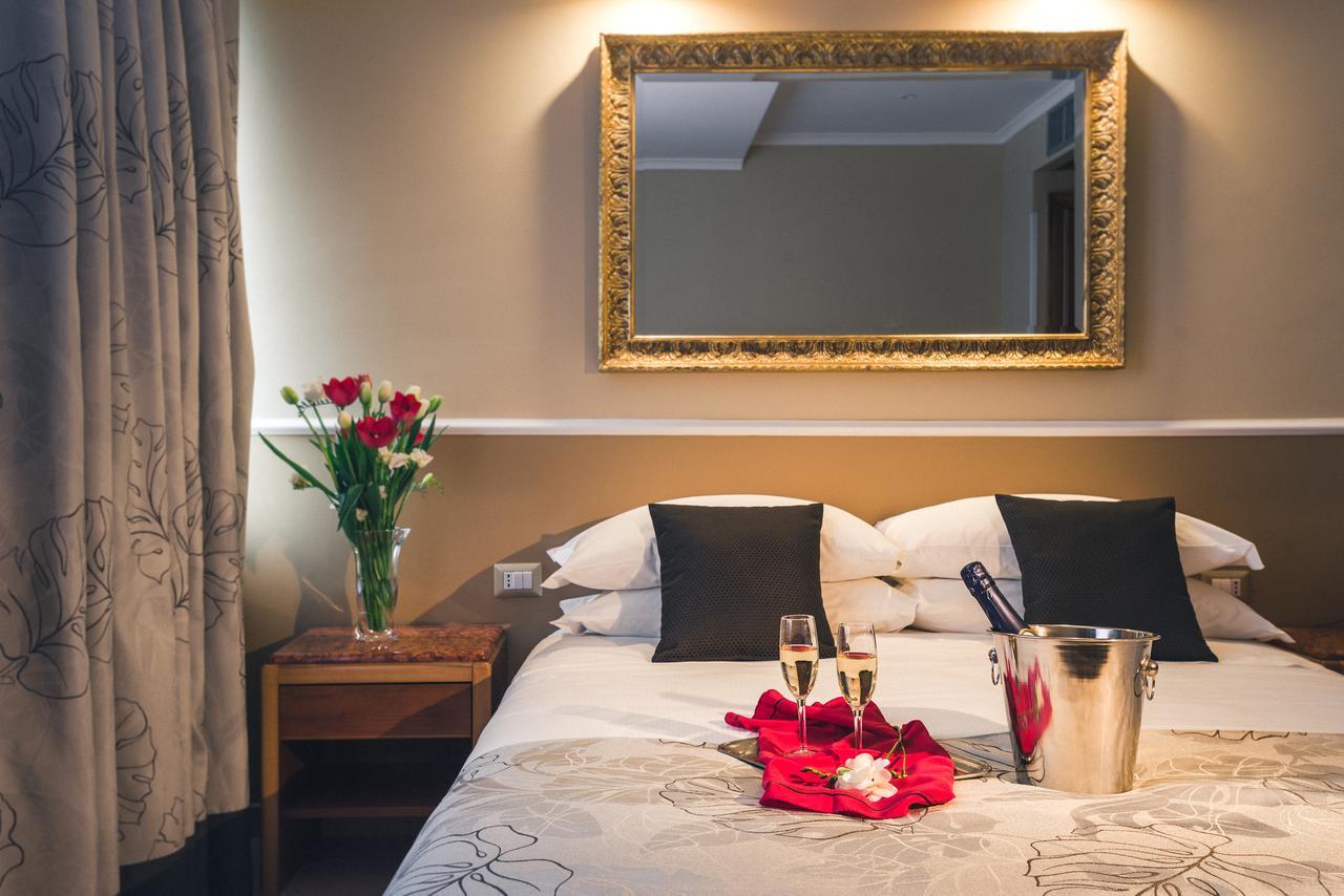 Chambre Double Supérieure - Vue sur Ville