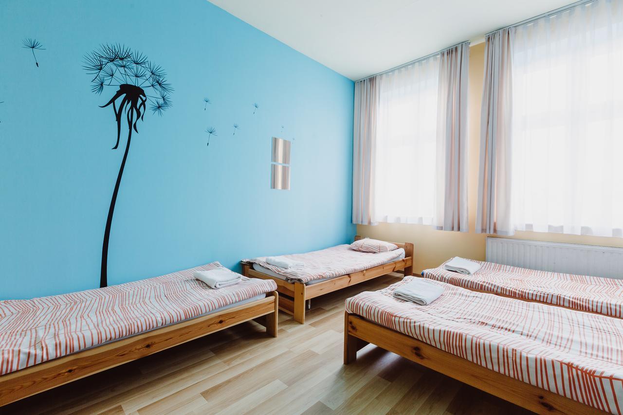 Chambre Quadruple avec Salle de Bains Commune