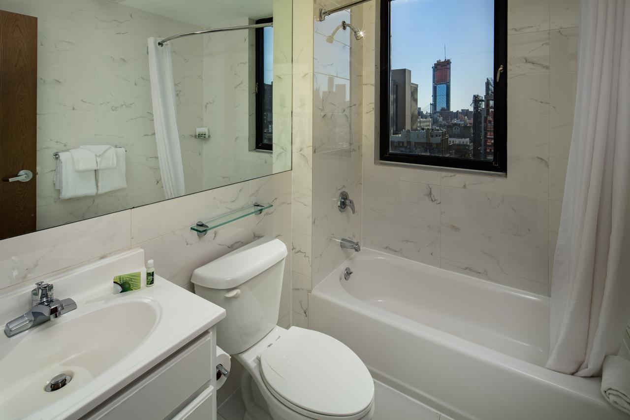 Quarto Premier com Cama Queen-size e Vista da Cidade