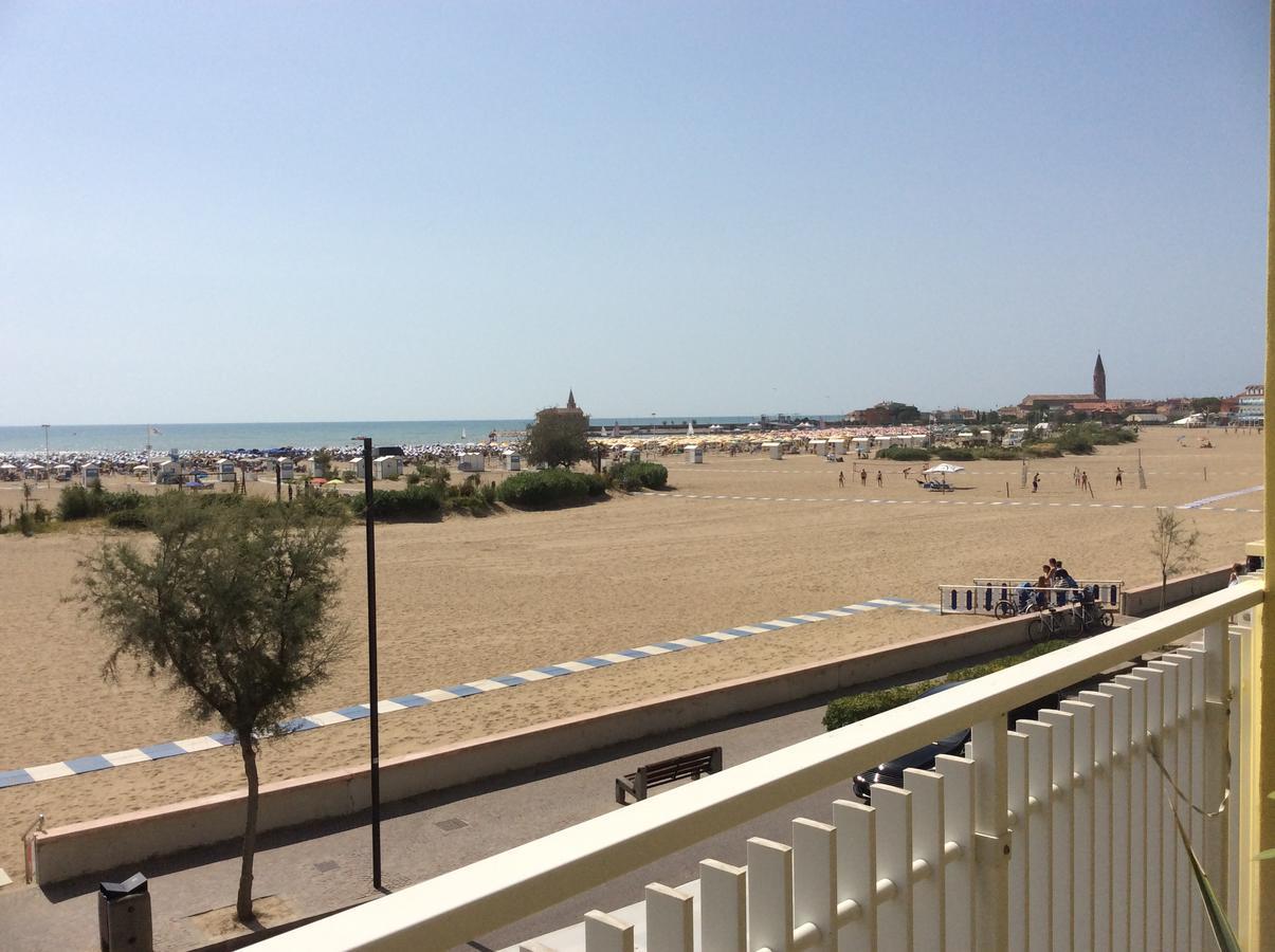 Seafront Double Room,665766678:JPEG