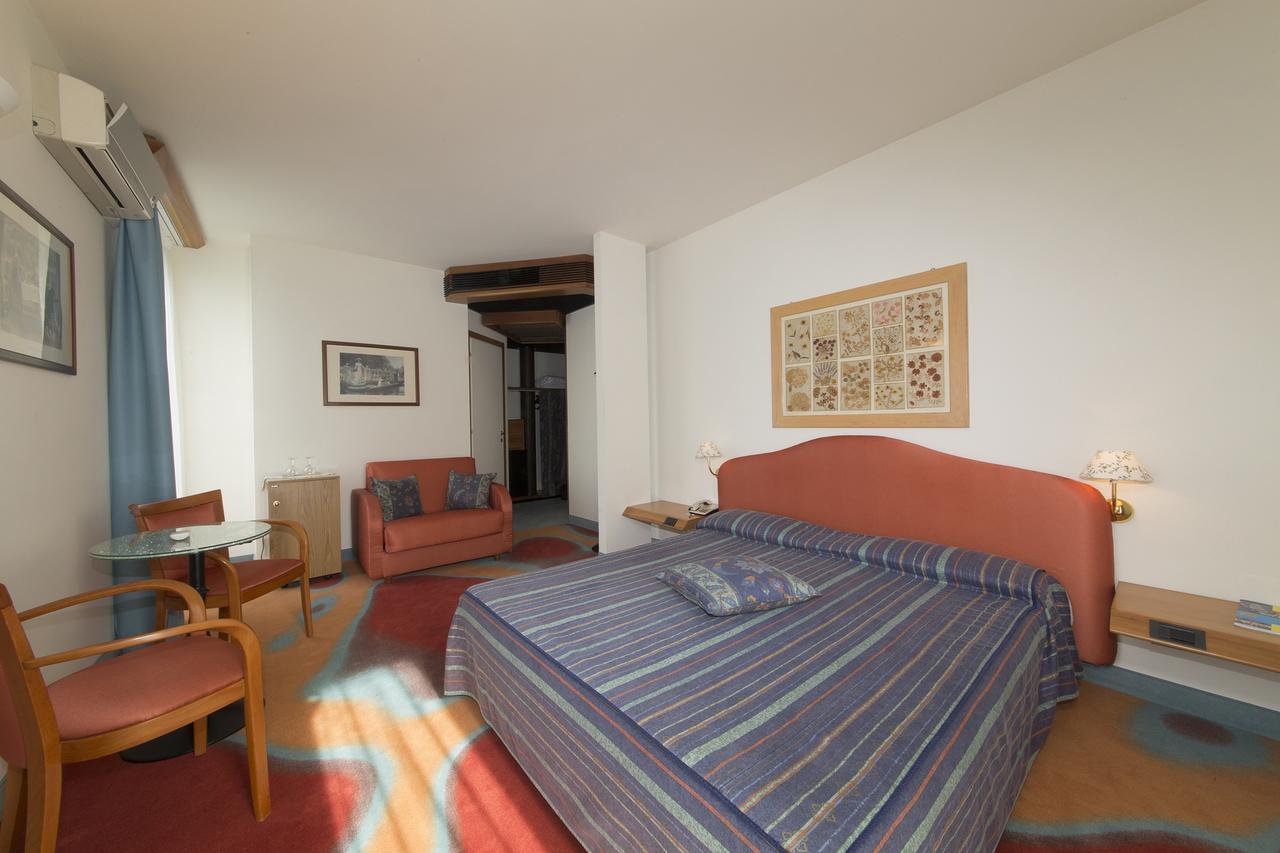 Chambre Double ou Lits Jumeaux Supérieure - Vue sur Lac