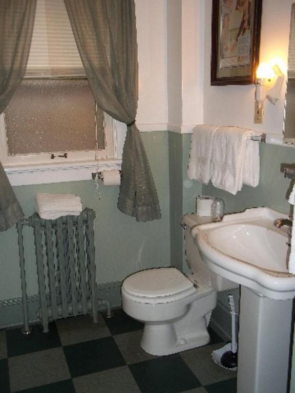 Two-Bedroom Suite,64765603:JPEG