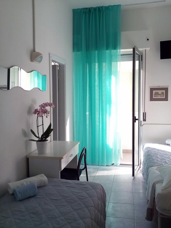 Camera Doppia con Letti Singoli con Balcone