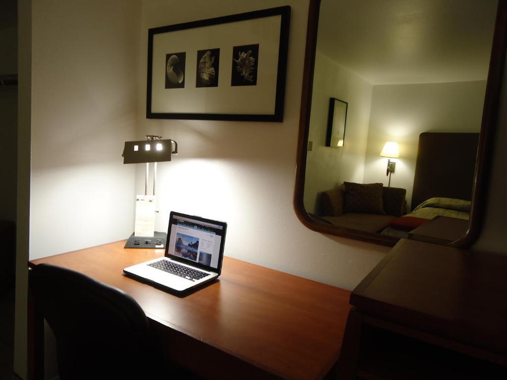 Deluxe King Room,370672231:JPEG