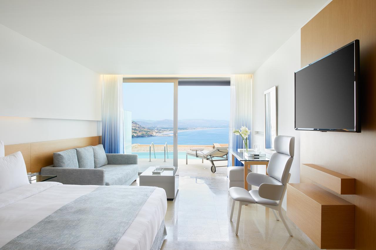 Suite Junior Vue sur Mer et Piscine Commune