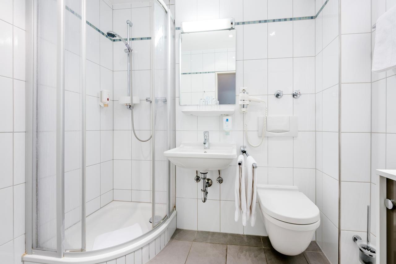 Dreibettzimmer