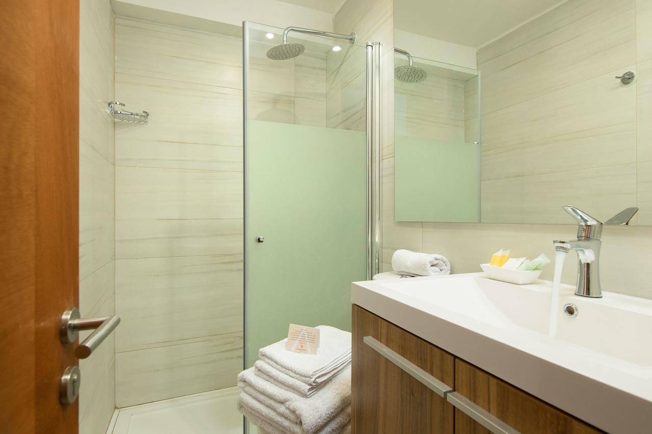 Driepersoonskamer met Eigen Badkamer