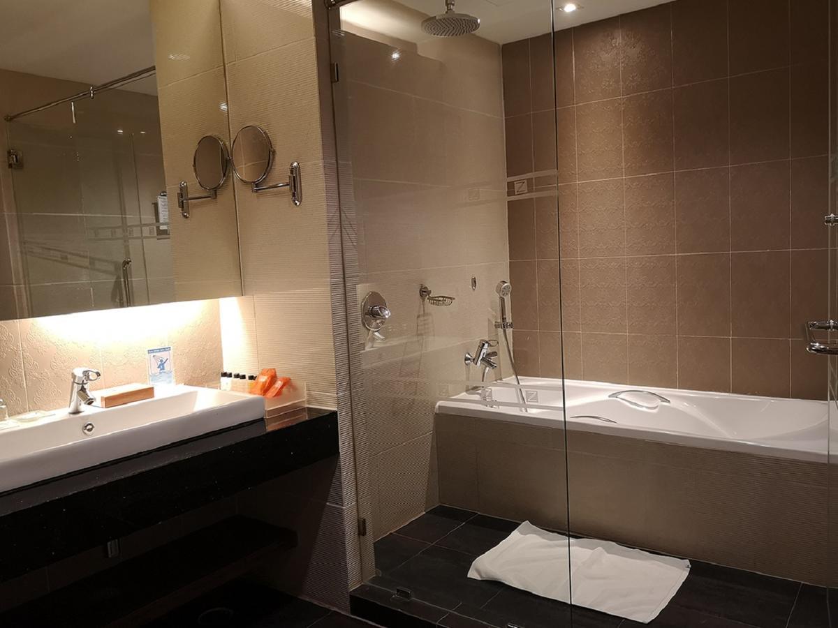 special Offer - 1 Bedroom Suite Sea View