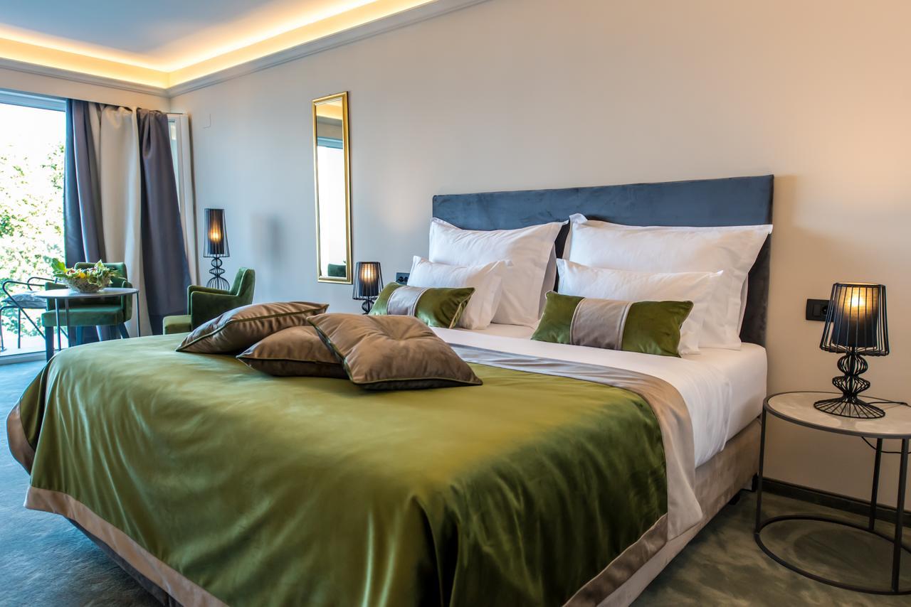 Deluxe Doppel-/Zweibettzimmer mit Meerblick
