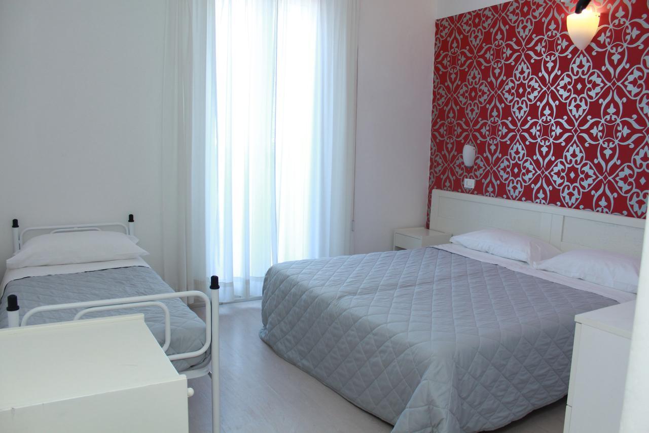 Dreibettzimmer