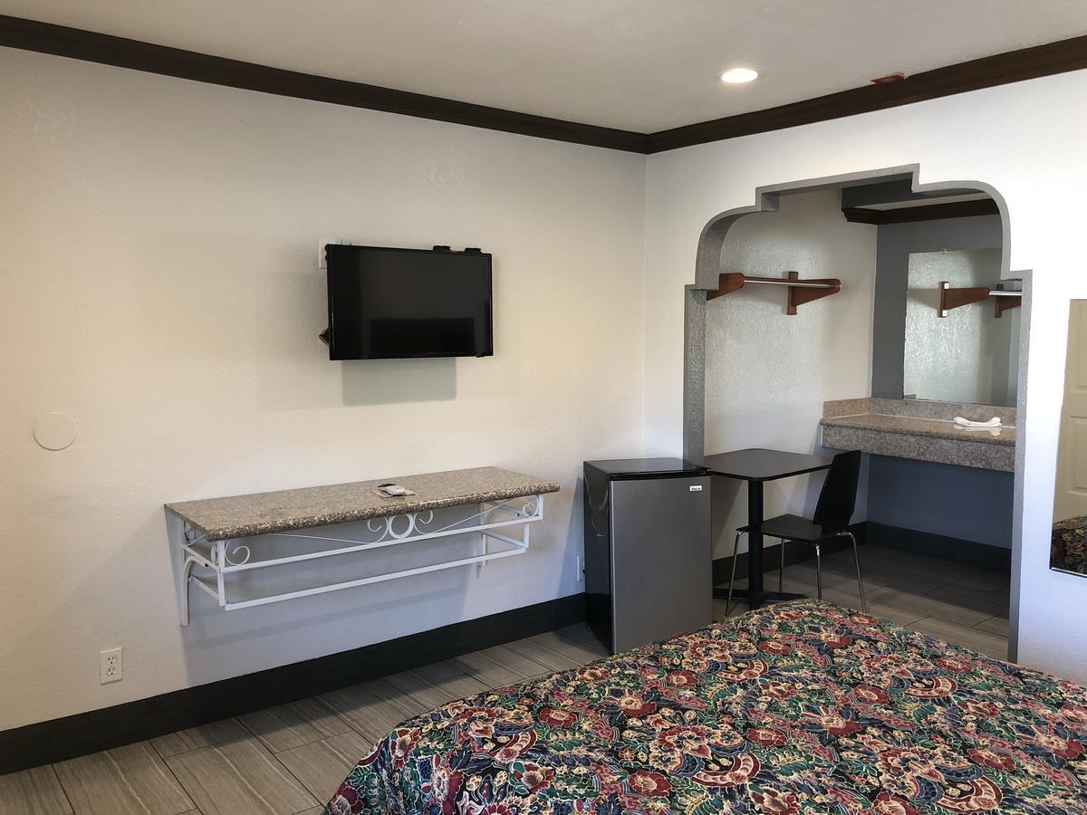 Queen Room,665050317:JPEG