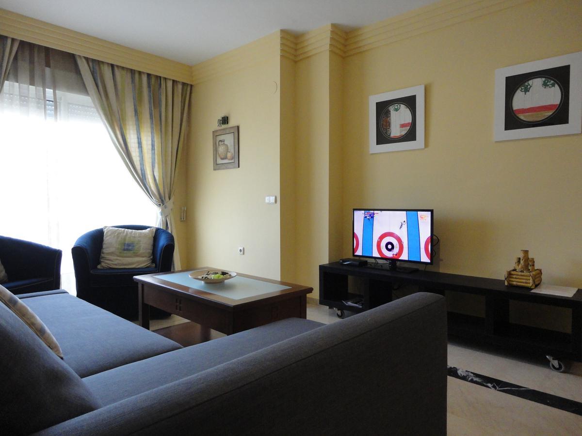 Apartment mit 2 Schlafzimmern und seitlichem Meerblick