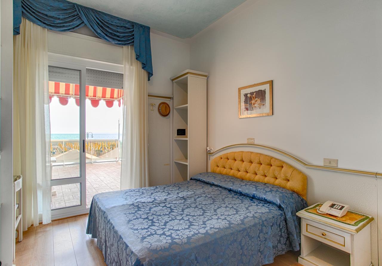 Doppelzimmer mit Meerblick