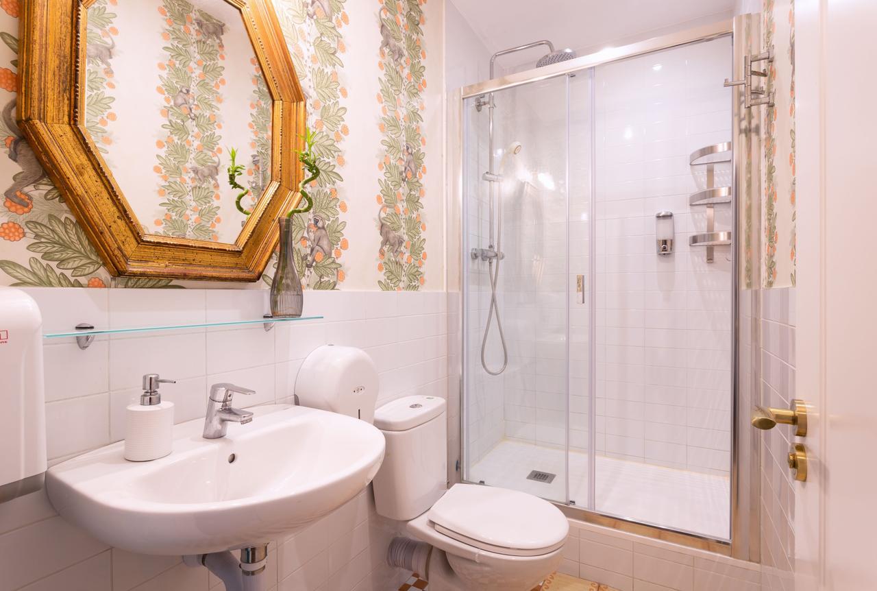 Camera Tripla con Bagno in Comune