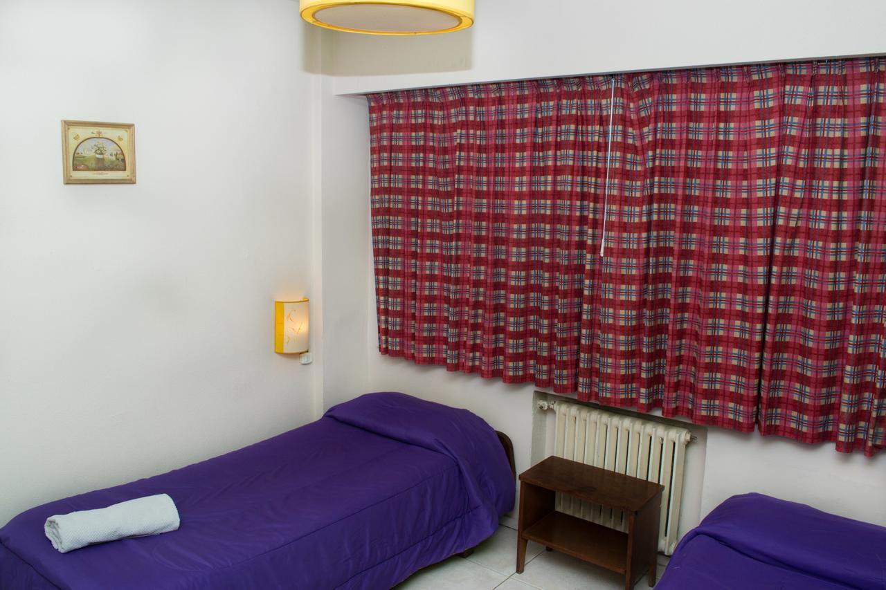 Triple Room,665988312:JPEG