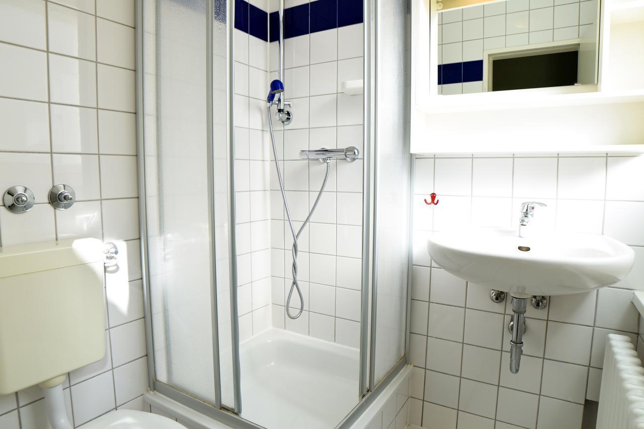 Chambre Triple avec Salle de Bains