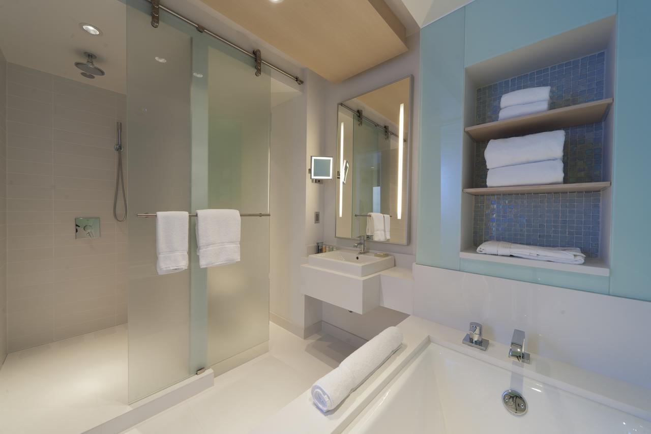 Chambre Deluxe avec 2 Lits Queen-Size - Accessible aux Personnes à Mobilité Réduite