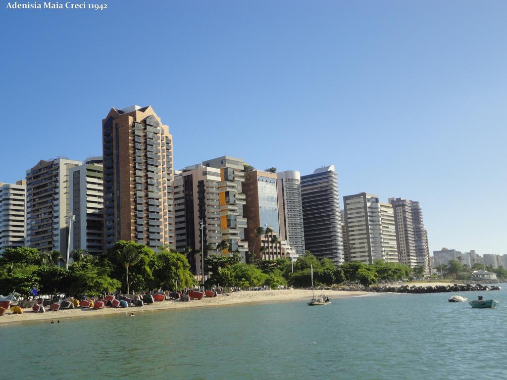 Apartamento de 1 Quarto com Varanda e Vista do Mar