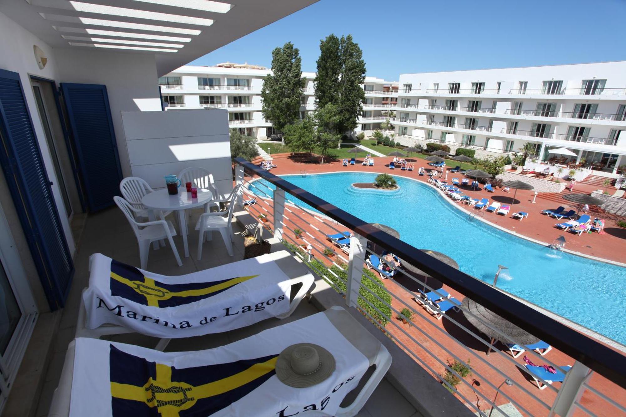 Appartement 2 Chambres - Vue sur Piscine ou Port de Plaisance (3 Étoiles)