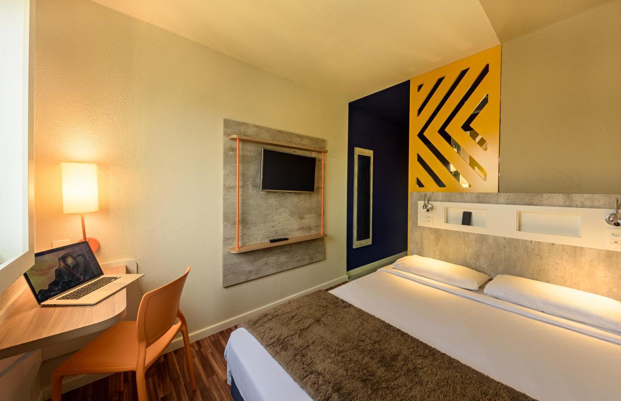 Apartamento Standard com Cama de Casal (2 Adultos)