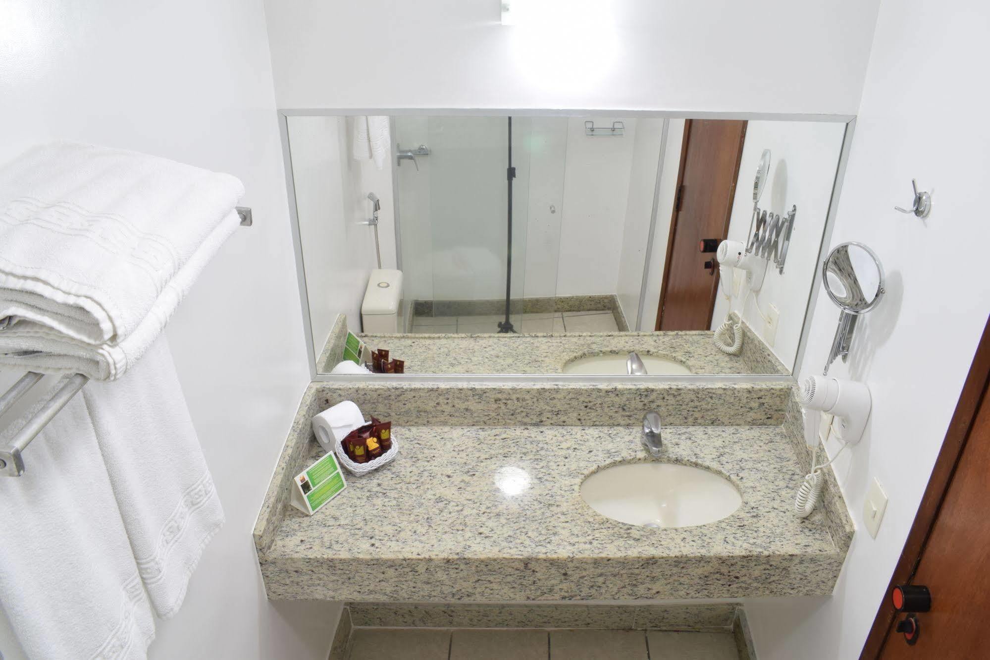 Quarto Individual Standard