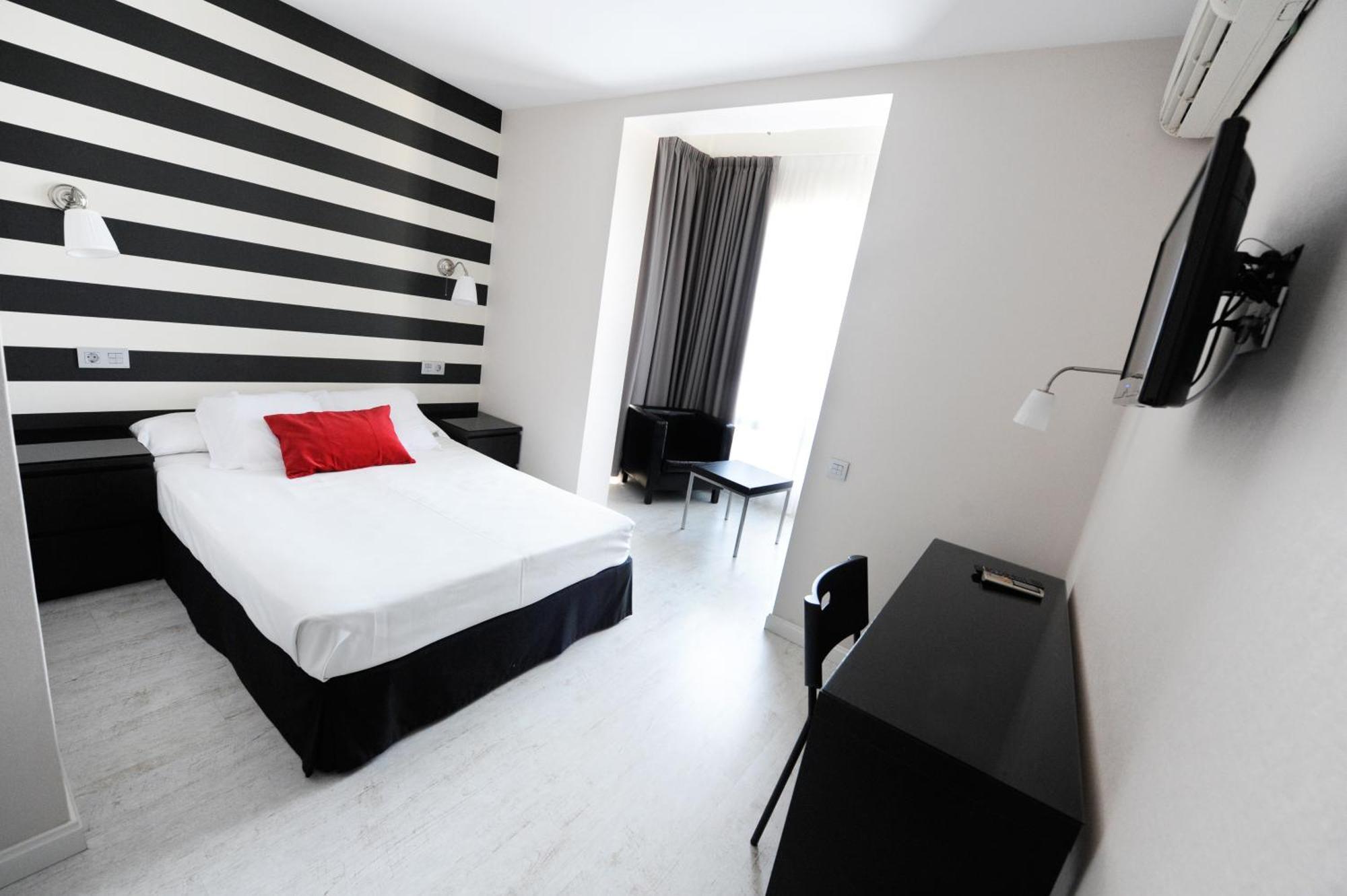 Superior Double Room,1273127332:JPEG