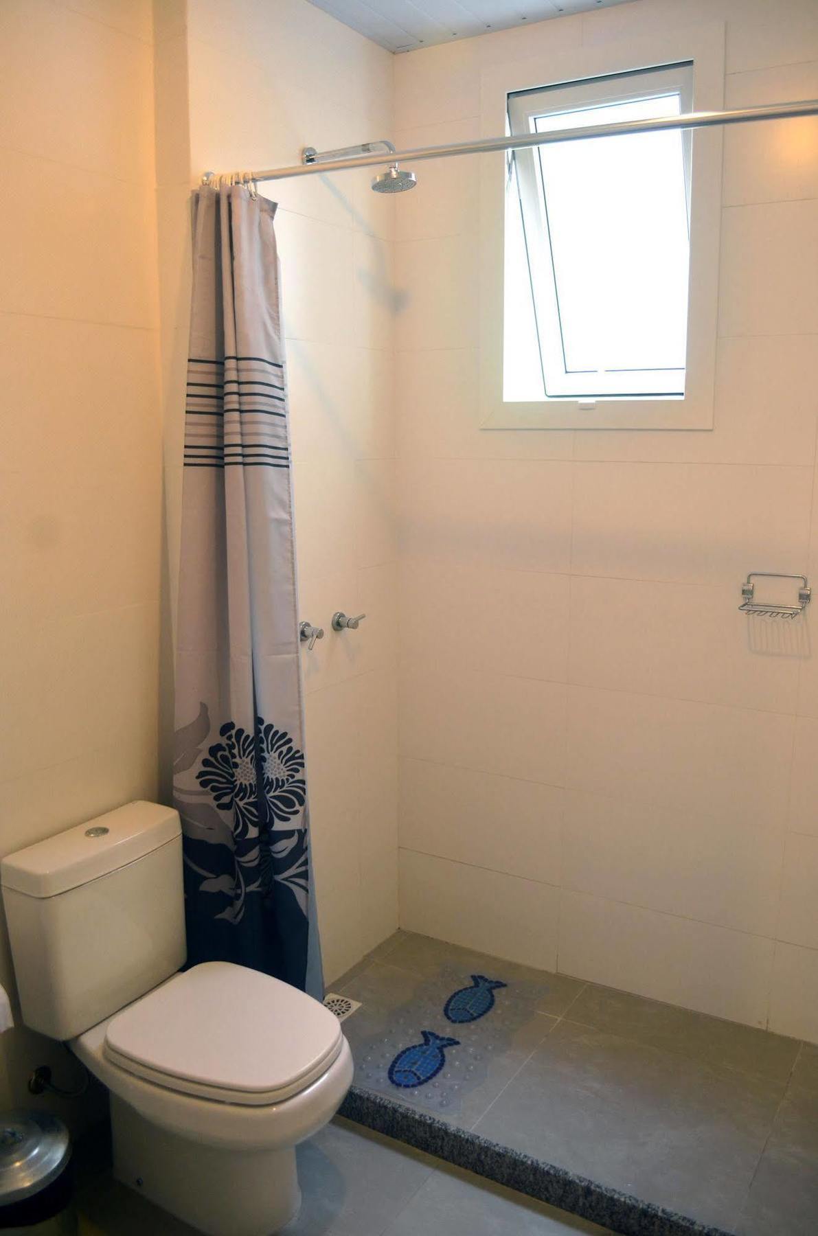 Quarto Comfort com Cama de Casal ou 2 de Solteiro