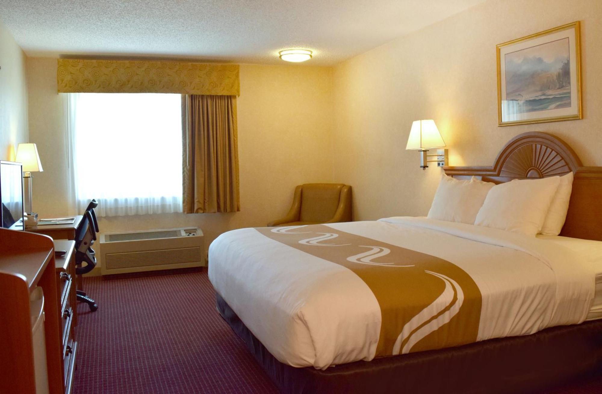 King Room - Non-Smoking