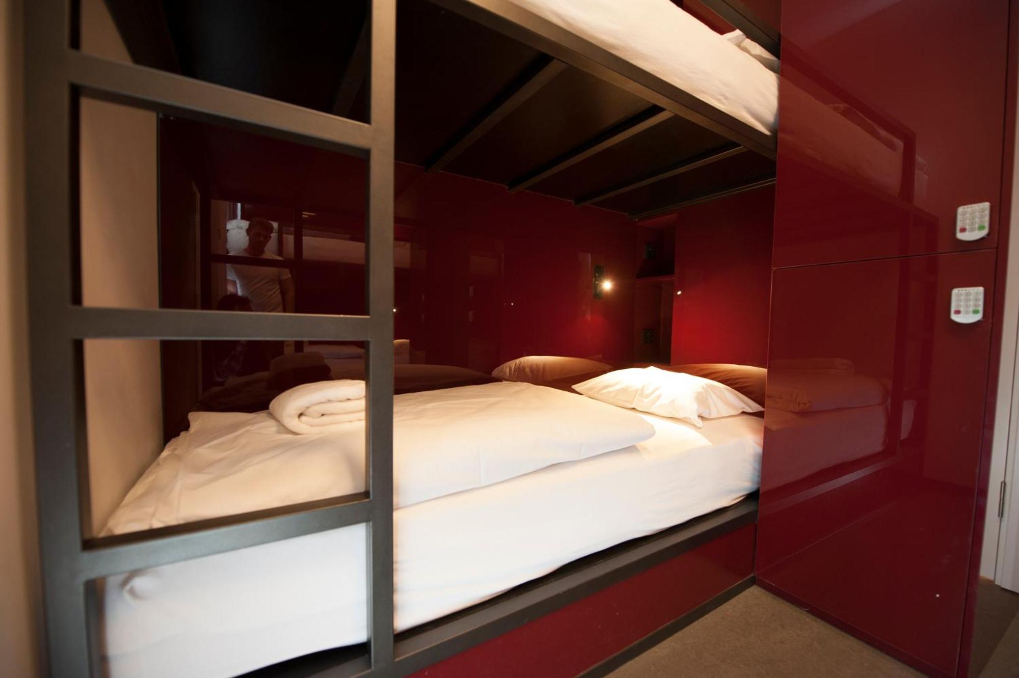 Bed 4-Bed Superior Dormitory Room Private Bathroom,934136995:JPEG