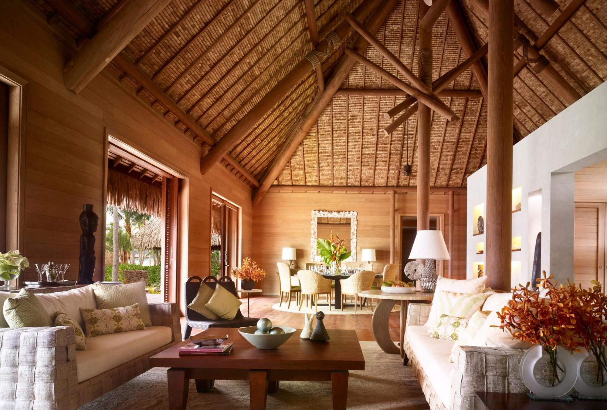 Premier Villa Estate met 3 Slaapkamers - aan het Strand
