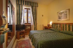Triple Room,510503481:JPEG