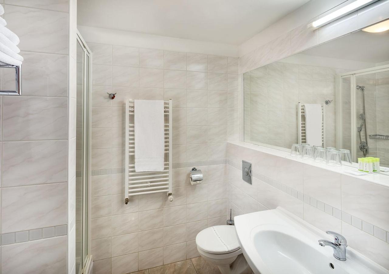 Superior Single Room,1651178418:JPEG