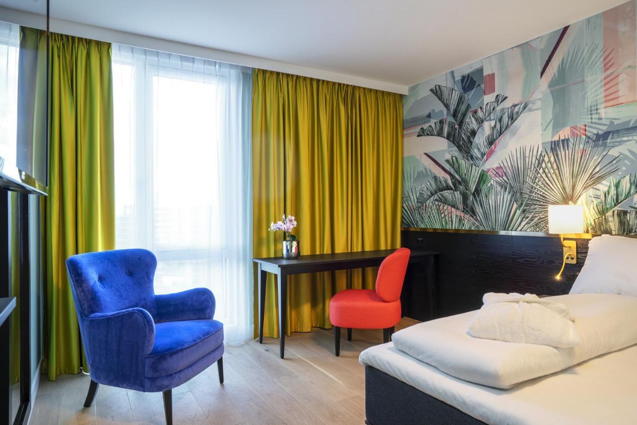 Standard Double Room,724397035:JPEG