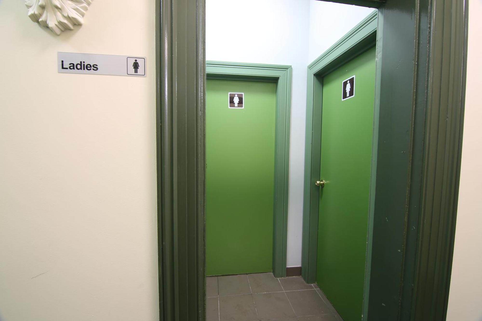 Chambre Triple avec Salle de Bains Commune