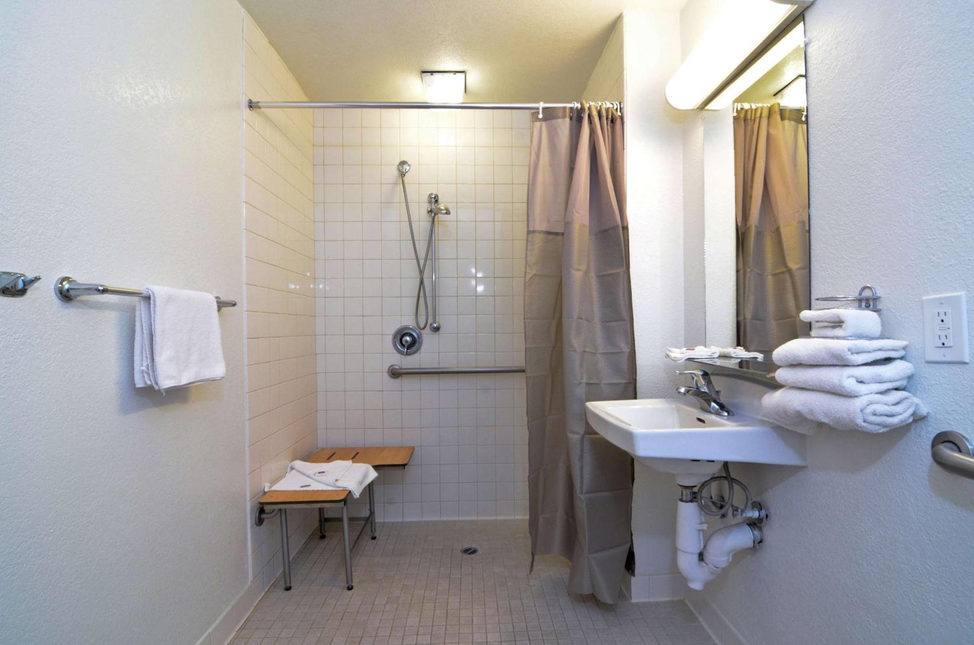 Habitación Doble con ducha a ras de suelo - Adaptada para personas de movilidad reducida