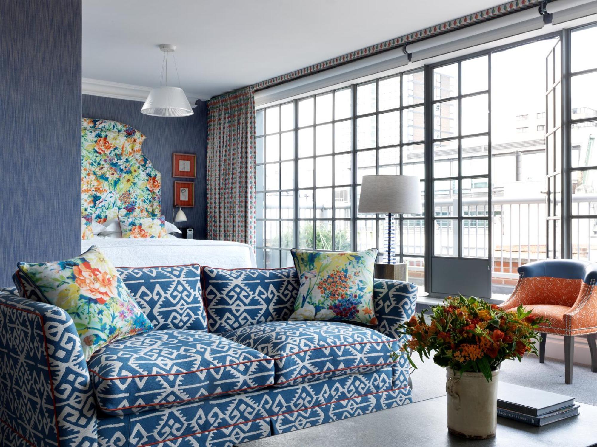 Luxe Penthouse Suite