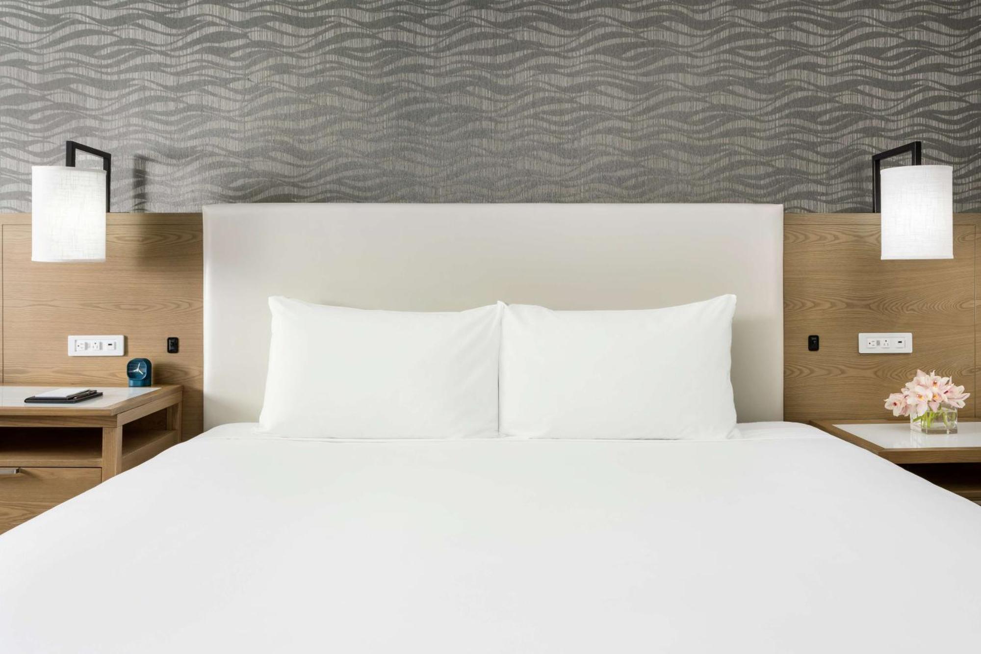 Chambre Lit King-Size avec Balcon