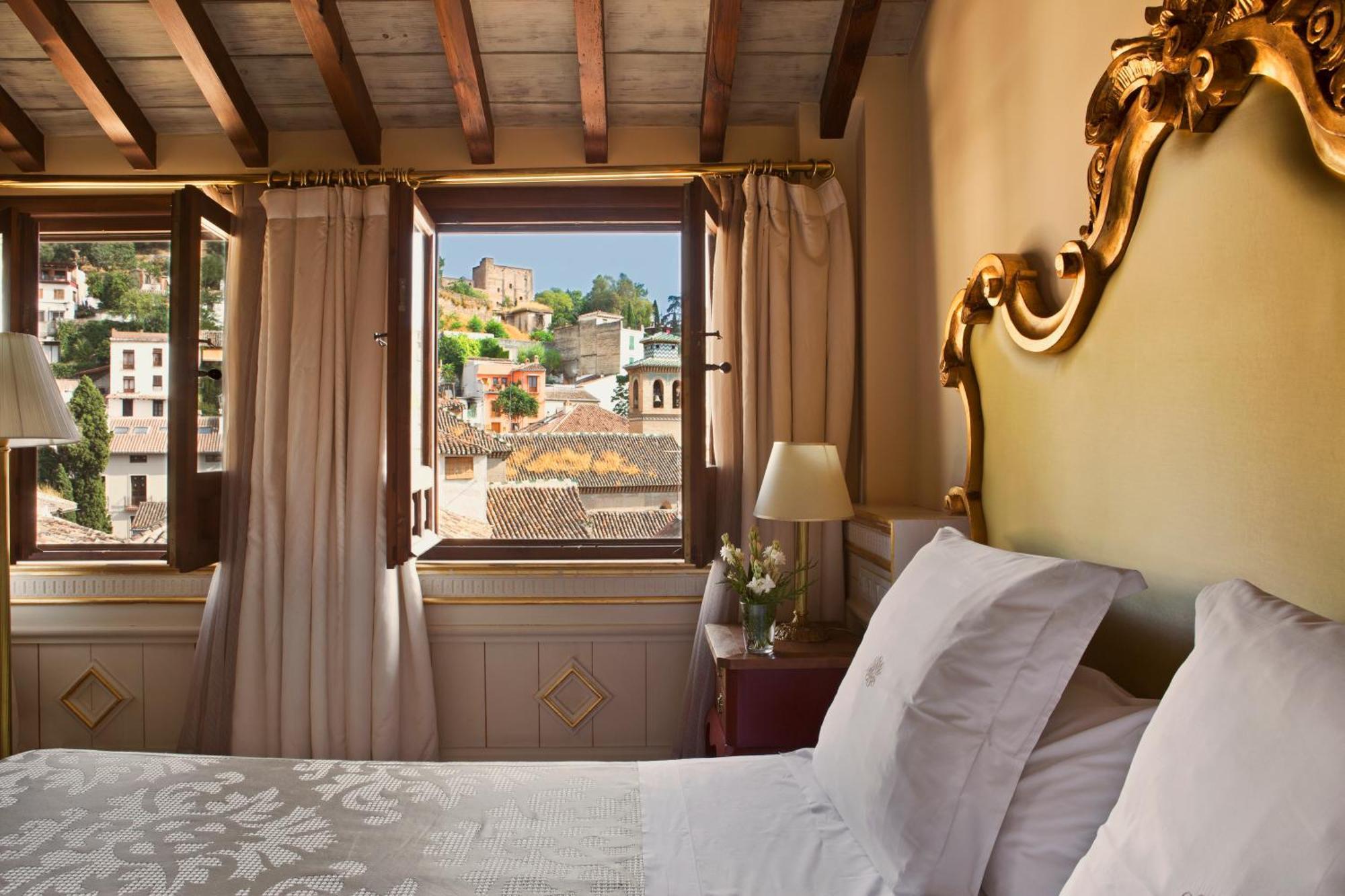 Deluxe Room with Alhambra Views,1139224501:JPEG