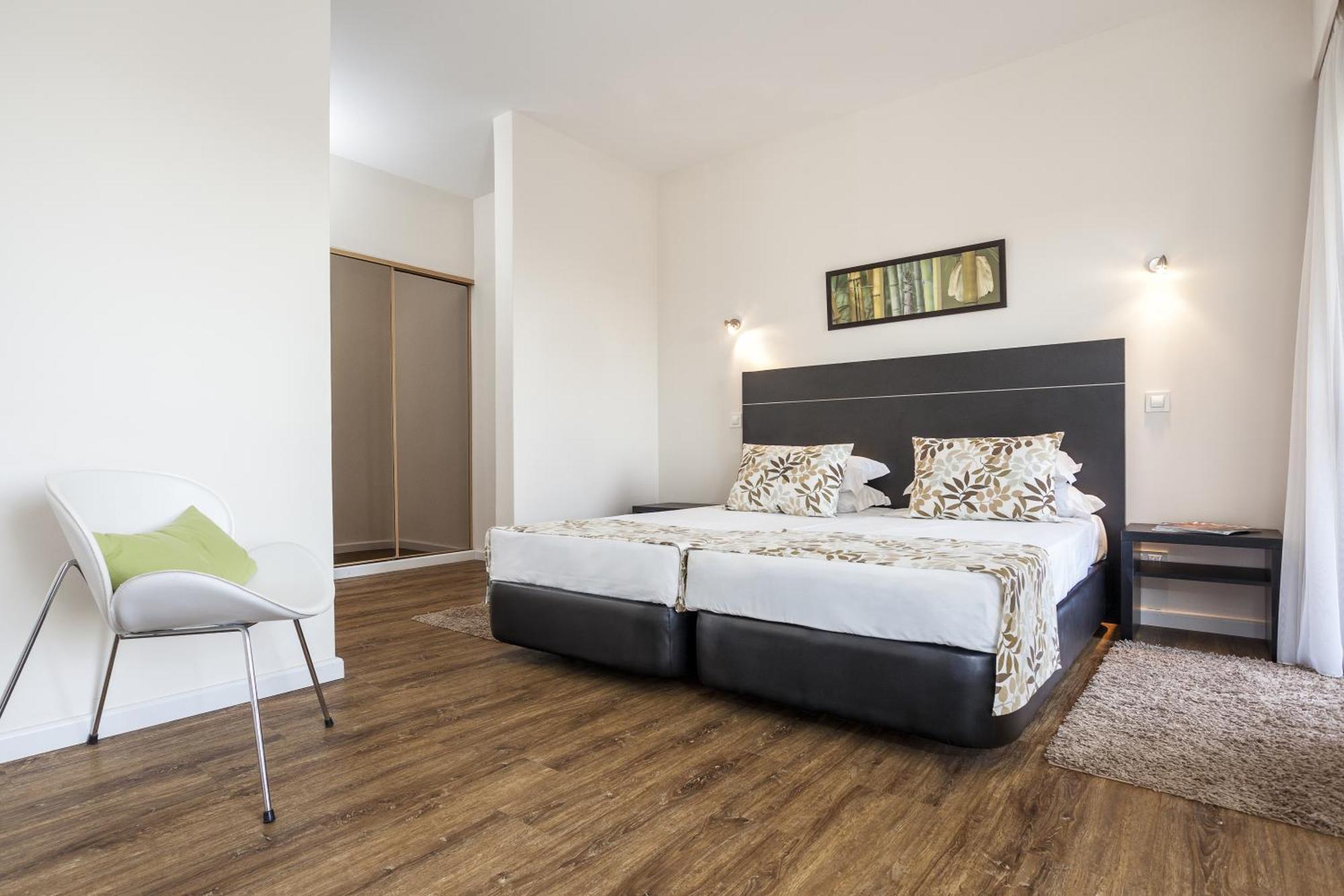 Apartamento com 1 Quarto (2 Adultos + 1 Criança)